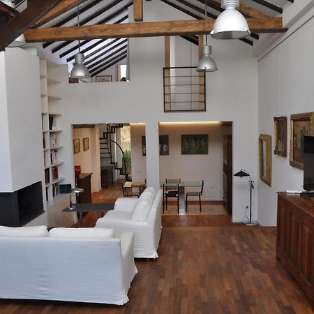 Casa Di Mario Appartamento In Centro Storico Con Due Camere Da Letto E Terrazze กาญารี ภายนอก รูปภาพ