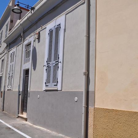 Casa Di Mario Appartamento In Centro Storico Con Due Camere Da Letto E Terrazze กาญารี ภายนอก รูปภาพ