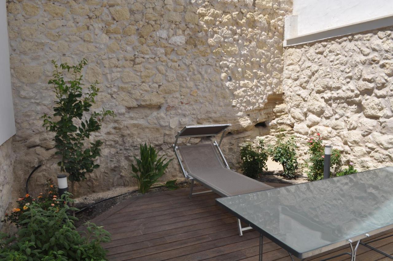 Casa Di Mario Appartamento In Centro Storico Con Due Camere Da Letto E Terrazze กาญารี ภายนอก รูปภาพ