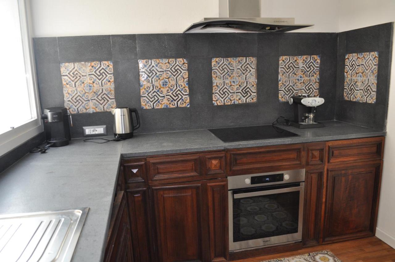 Casa Di Mario Appartamento In Centro Storico Con Due Camere Da Letto E Terrazze กาญารี ภายนอก รูปภาพ
