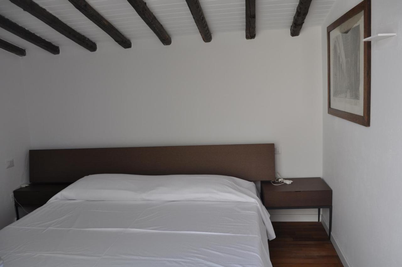 Casa Di Mario Appartamento In Centro Storico Con Due Camere Da Letto E Terrazze กาญารี ภายนอก รูปภาพ